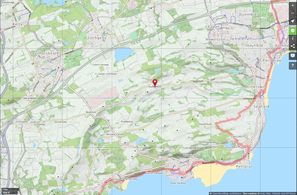 A map of the entire area around Auchtertool, showing the local infrastructure and topography. The village itself is in an area of farmland, few other built-up areas are around it. To the south and east is the coastline of the Firth of Forth with Edinburgh (unseen) on the other side. The village itself is surrounded by B roads. The map has been captured from OpenStreetMap.