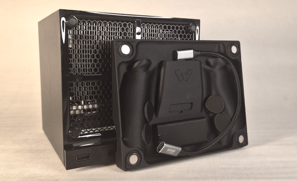 Photo showing the faceplate from behind. You can see the USB cable.