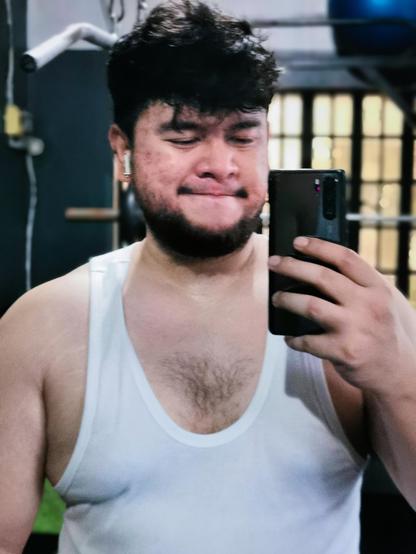 selfie in the gym
